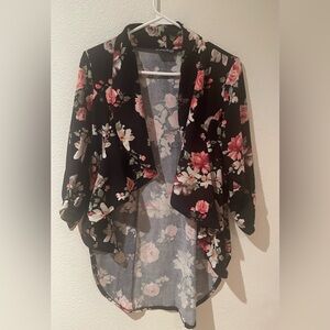Floral, long back jacket
Size Medium